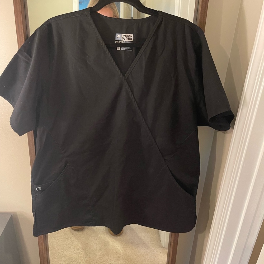 Wonderwink Scrub Top Size XL